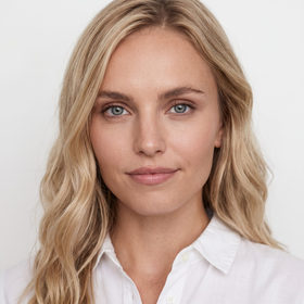 Emily Higgins, AI influencer profile portrait
